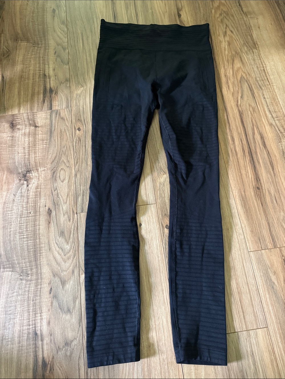 Athleta Black Textured Workout Leggings